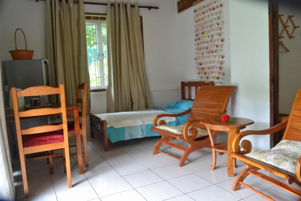 Hotel The Beach House Beau Vallon  Esterno foto