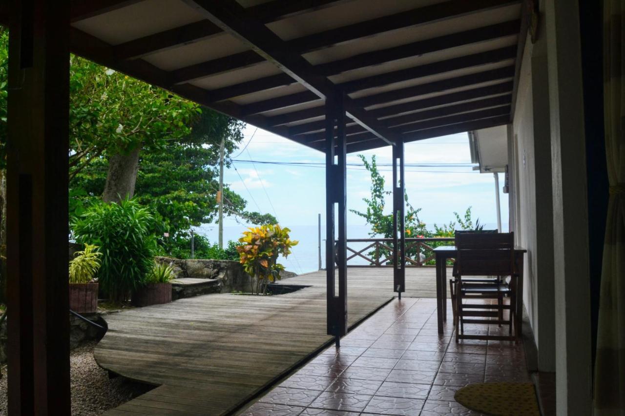 Hotel The Beach House Beau Vallon  Esterno foto