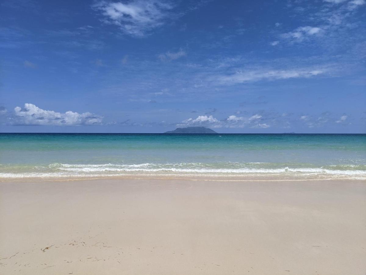 Hotel The Beach House Beau Vallon  Esterno foto