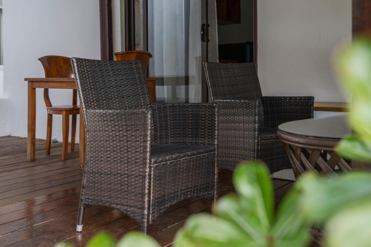 Hotel The Beach House Beau Vallon  Esterno foto