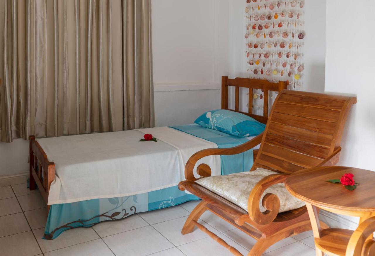 Hotel The Beach House Beau Vallon  Esterno foto